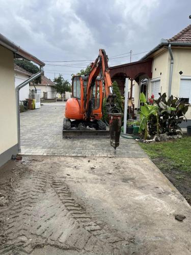bekesfoldmunka betontores 02